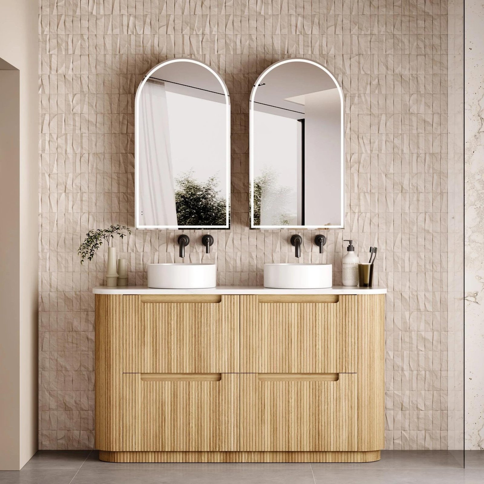 https://herabathware.com.au/cdn/shop/collections/freestanding-bathroom-vanities-947905.jpg?v=1743937923